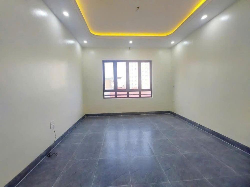 Bán nhà phân lô 6 tầng, ô tô đỗ cửa, 35m2 - Giá 7.1 tỷ