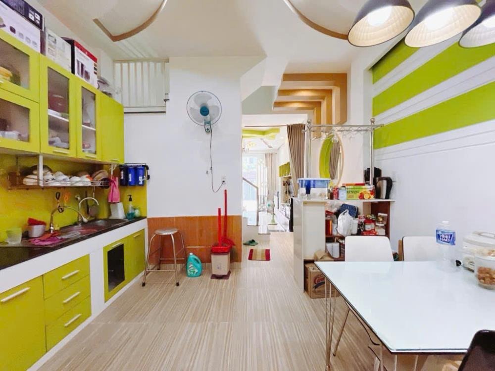 Nhà 3 Tầng Khu VIP, Hẻm 8m, An Ninh - Giá 10 Tỷ