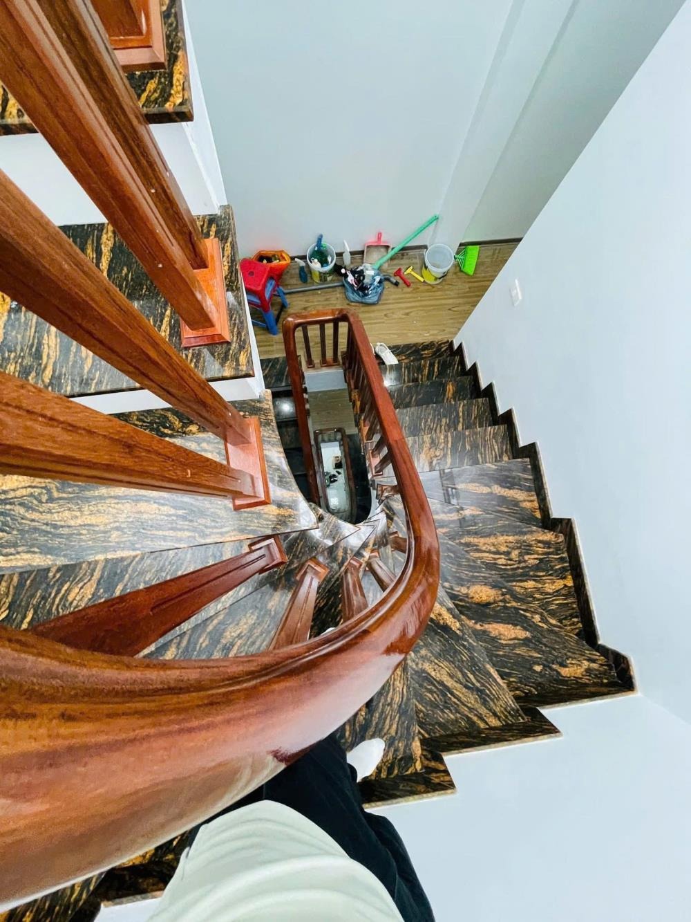 Nhà ngõ 1 Nhân Hòa, Thanh Xuân - 42m² - Thoáng đãng, Ô tô gần, Giá Tốt