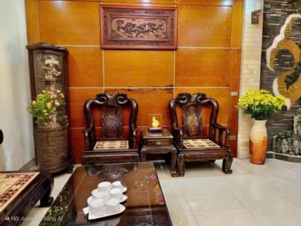 Nhà Lạc Long Quân 4 Tầng, 75m2, Lô Góc, Ô Tô, Gần Hồ - Giá 19.5 tỷ