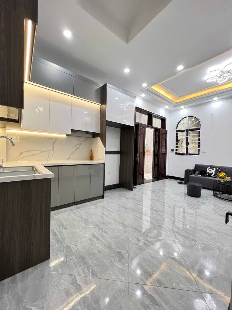 Bán nhà Đại Từ, Hà Nội - 31m2, 5 tầng, Giá 6.6 tỷ - Vị trí đẹp, thoáng sáng
