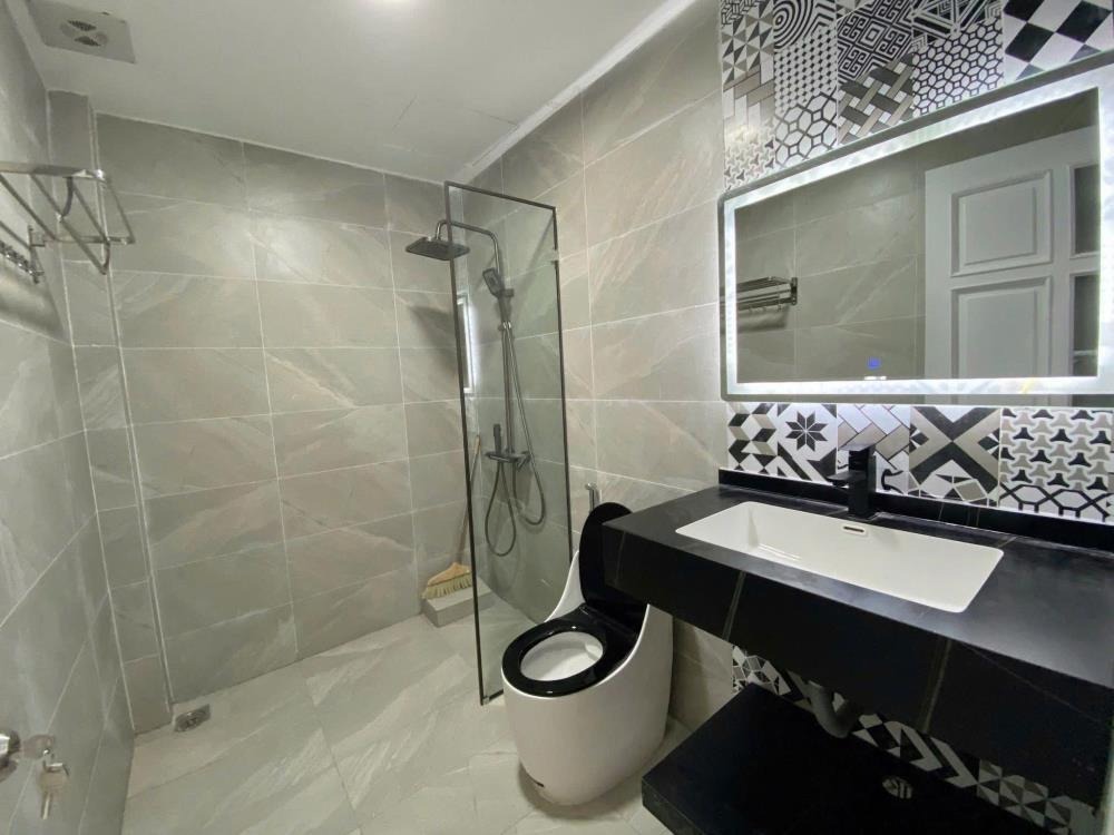 Bán nhà Nguyễn Khang - 6 Tầng, Ô Tô Vào Nhà, Kinh Doanh - Giá Tốt