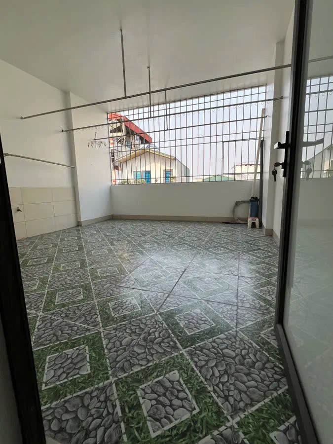 Nhà Mặt Tiền Hà Đông 50m² - Phân Lô, Ô Tô 2 Chiều, Giá 12.1 Tỷ