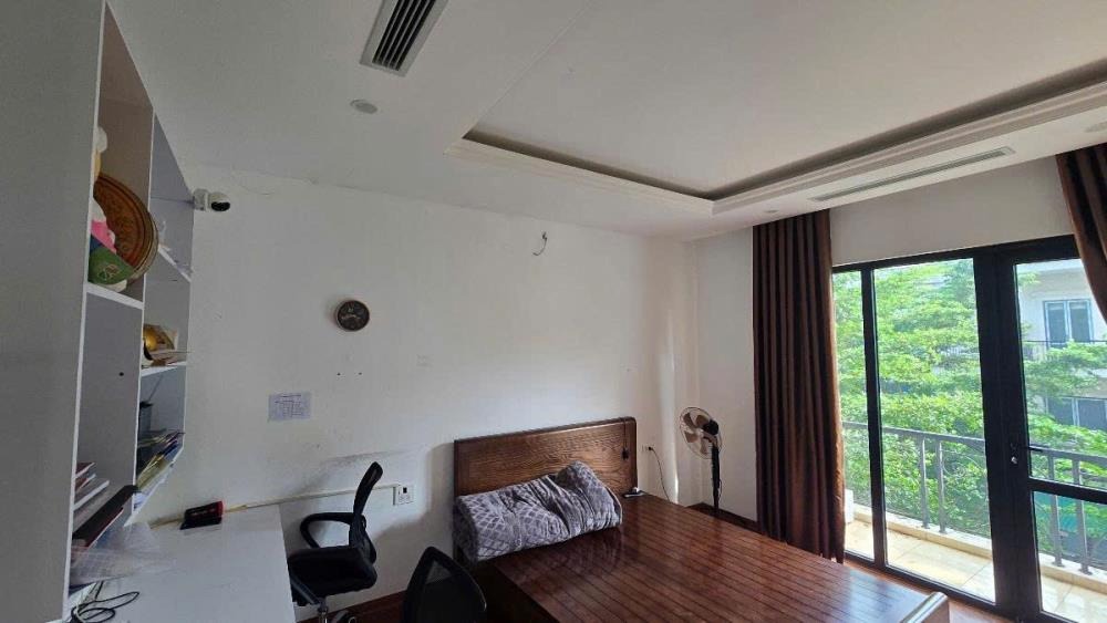 Bán Gấp Nhà Mặt Phố Trung Phụng, Đống Đa - 48m2, 8 Tầng, Mặt Tiền 4.1m - Giá 34 tỷ