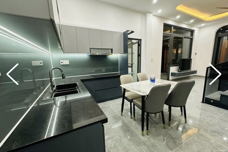 Villa 3 tầng kiệt Oto Tôn Đản . DT:80m , ngang 7m