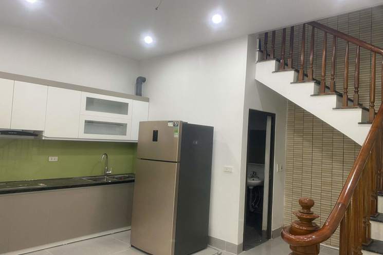 Cần tiền bán nhà 3 tầng Gia Lâm - Hà Nội, giá 6.3 tỷ