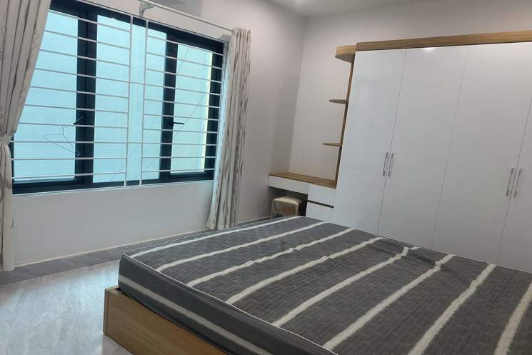 Cần tiền bán nhà 3 tầng Gia Lâm - Hà Nội, giá 6.3 tỷ