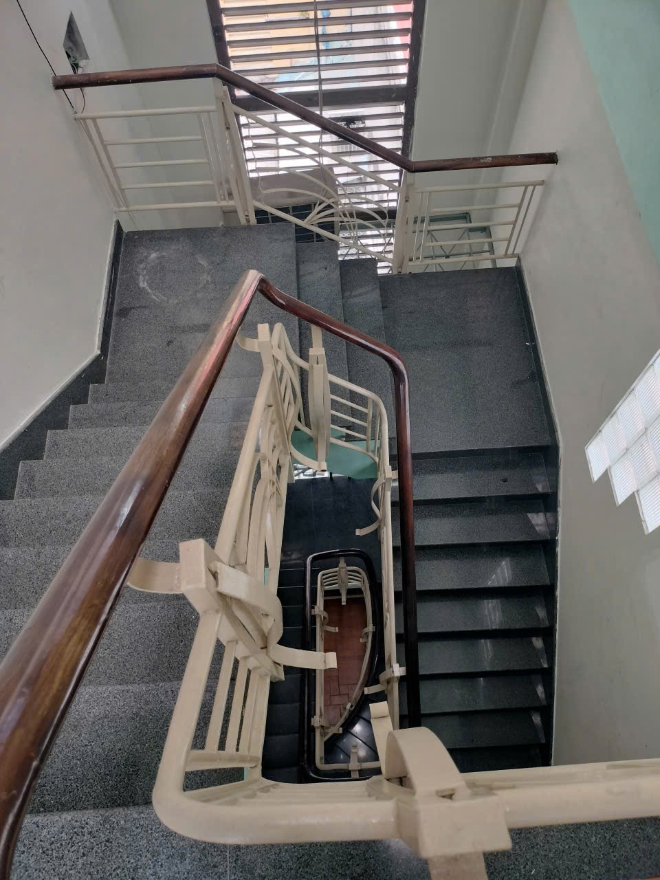 Bán nhà 4 tầng, 111m2, hẻm 7m Tô Hiến Thành, Quận 10 - Vị trí trung tâm, pháp lý rõ ràng