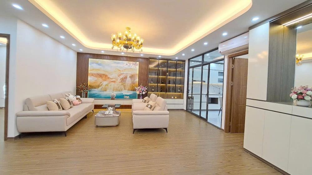 Bán căn hộ 3PN mặt đường Trung Kính, Cầu Giấy - Giá 7 tỷ +