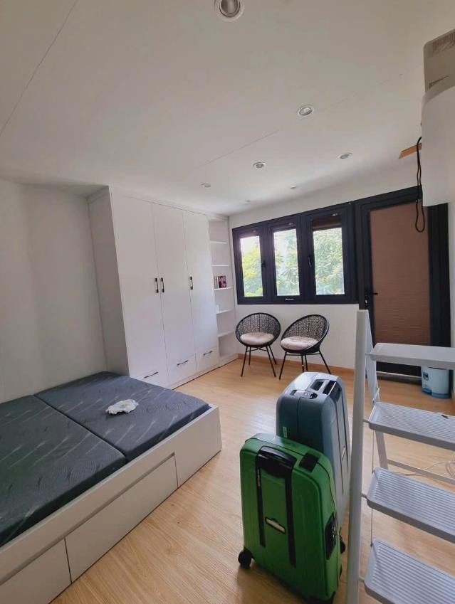 Biệt Thự Lô Góc 4 Tầng, 190m2 - Vỉa Hè 6m - Kinh Doanh Đỉnh Cao Tây Hà Nội