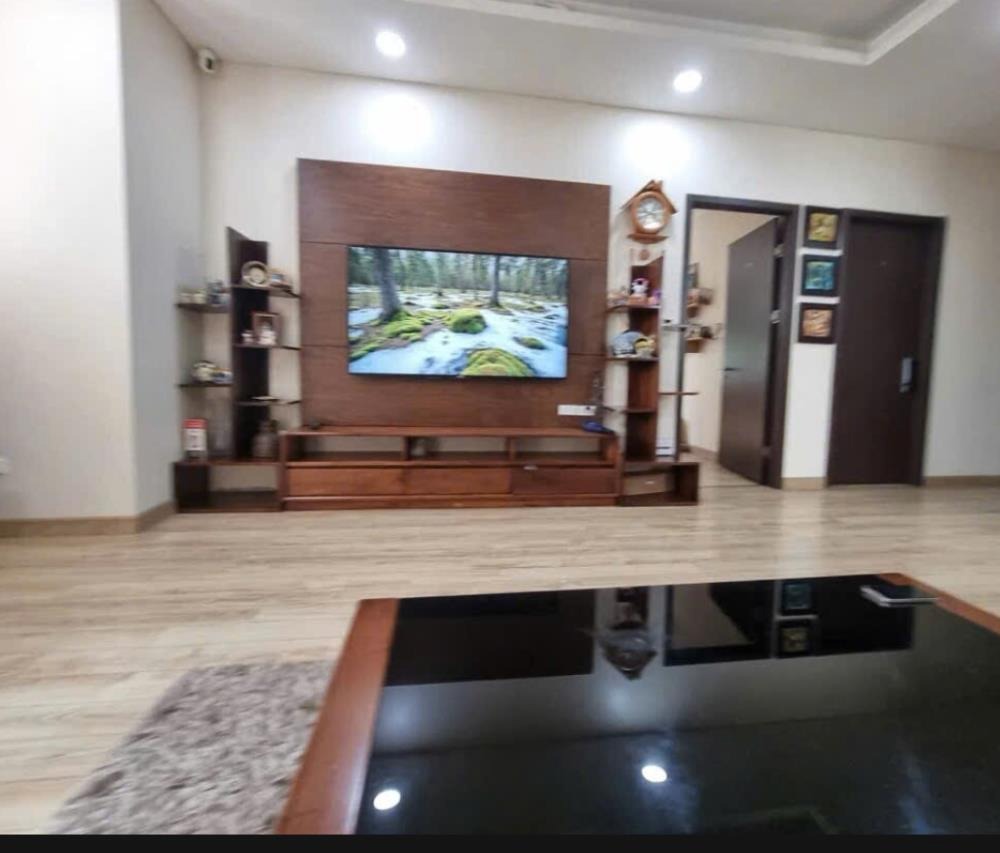 Biệt Thự Lô Góc 4 Tầng, 190m2 - Vỉa Hè 6m - Kinh Doanh Đỉnh Cao Tây Hà Nội