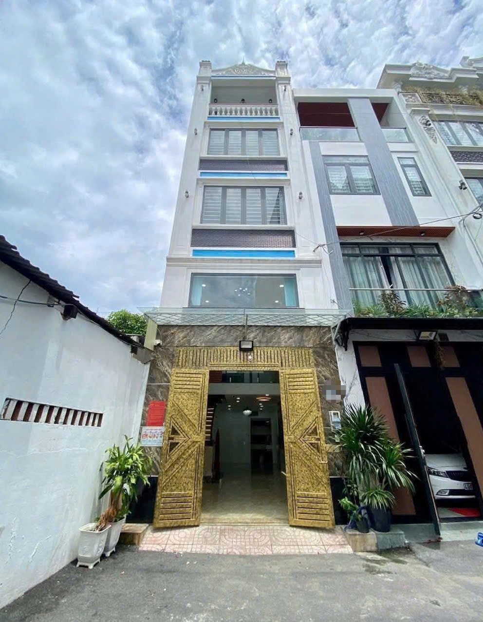 Nhà Biệt Thự VIP Tân Chánh Hiệp, Quận 12 - 5.79 Tỷ Full Nội Thất