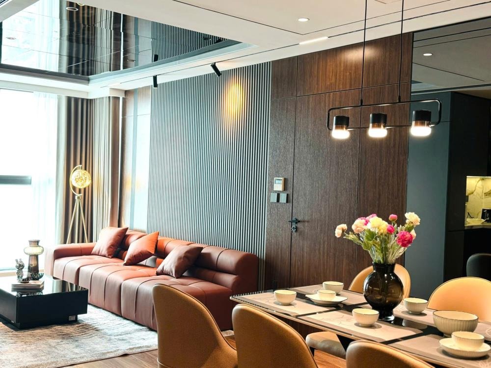 Bán Căn Hộ 3PN Vimeco Nguyễn Chánh - Giá 9 Tỷ - View Đẹp - Pháp Lý Sạch