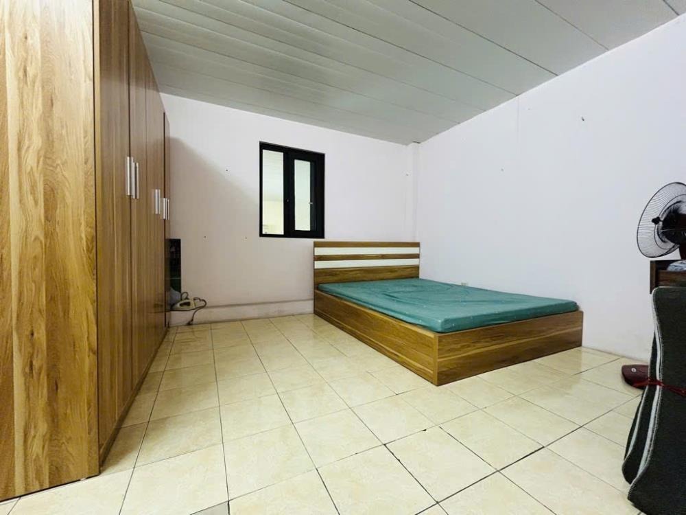 Bán Nhà Mặt Phố Bà Triệu 190m2 - Mặt Tiền 7m - Vị Trí Đắc Địa