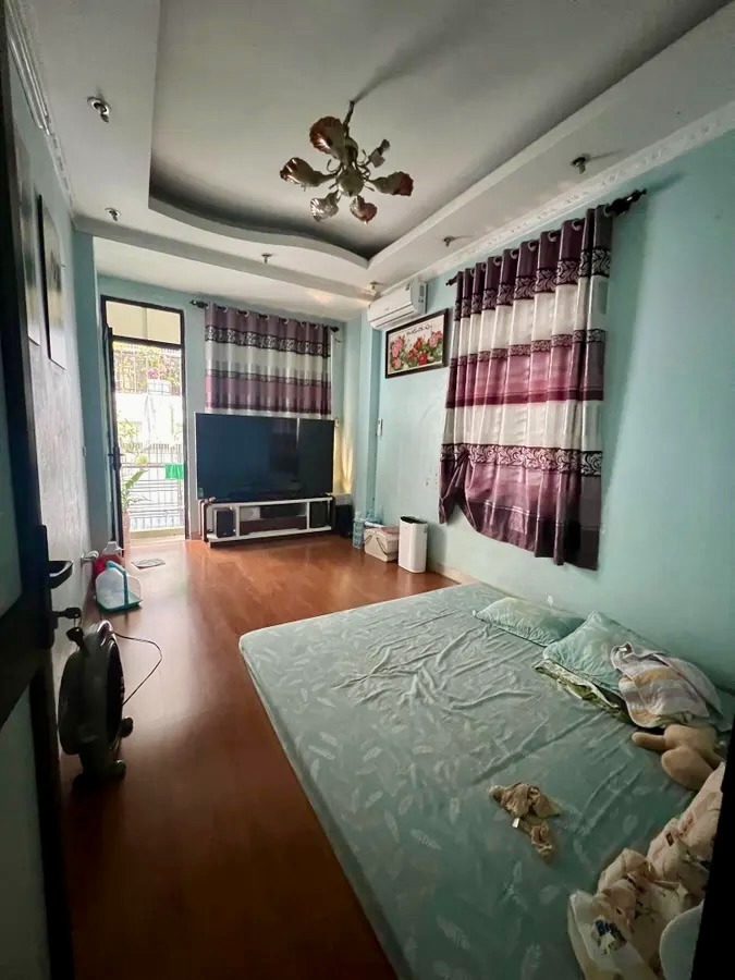 Bán Nhà Phố Minh Khai 40m2, 5 Tầng, Ngõ Ô Tô, Kinh Doanh - Giá Dưới 13 Tỷ