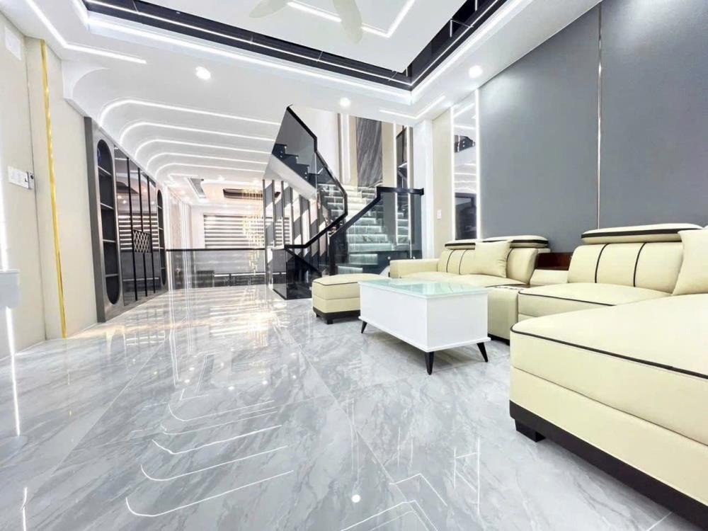 Nhà hẻm Bình Thành, Bình Hưng Hòa B: 72m2, 3 Lầu, 4PN, 5WC - Giá 6.7 Tỷ