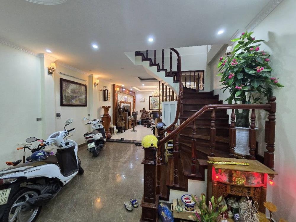 Nhà phân lô - Ô tô tránh - Mặt ngõ rộng - Ba Đình - Giá 19.6 tỷ