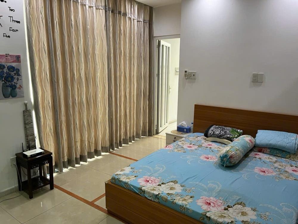 Bán Nhà Mặt Tiền Góc 3 Tháng 2 & Lý Nam Đế, Quận 11 - Vị Trí Đắc Địa