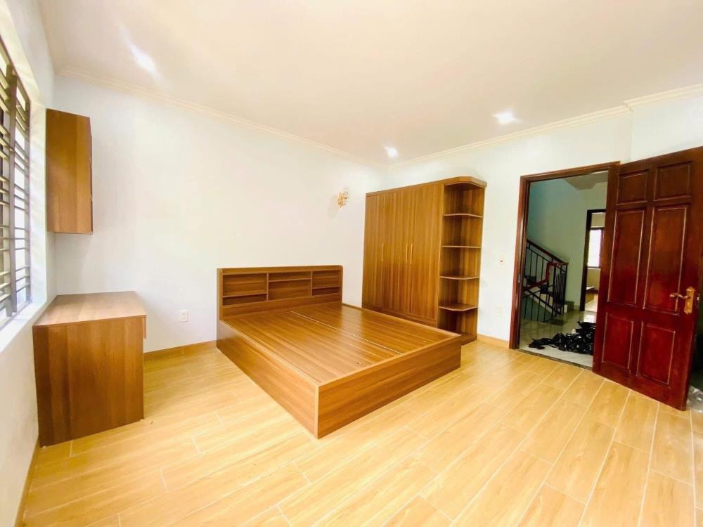 Bán nhà phân lô Thịnh Liệt 73m² 4 Tầng, Mặt Tiền 5m, Thang Máy - Giá 15 tỷ