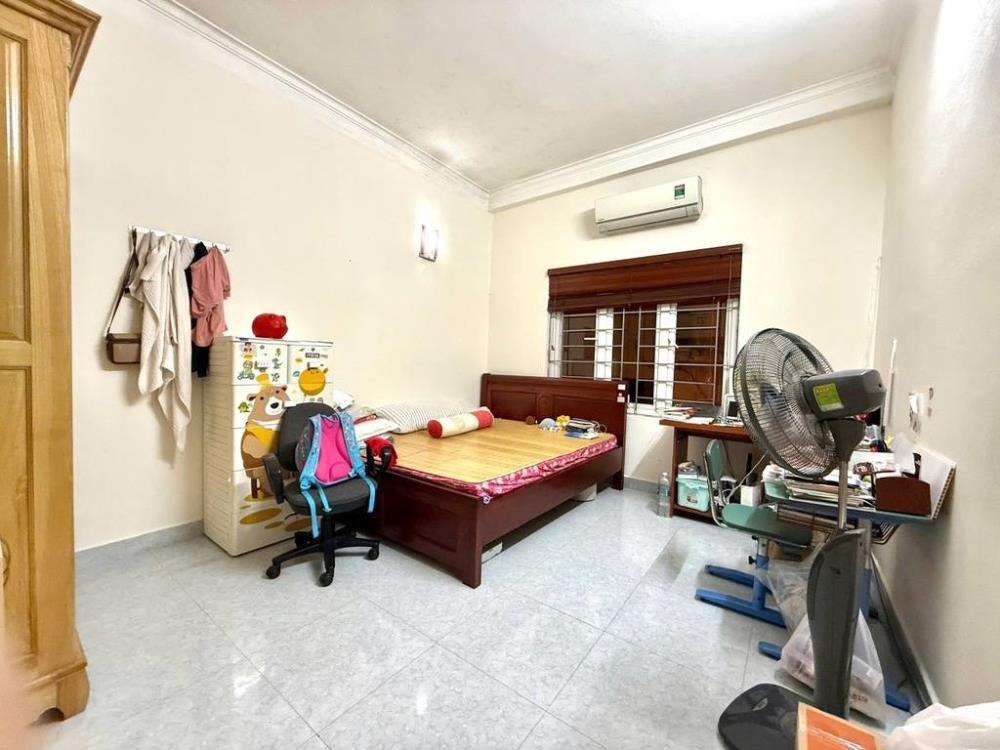 Bán nhà phố Kim Giang, Hà Nội - 45m2, 4 Tầng, 5 Phòng Ngủ - Giá 8.75 Tỷ