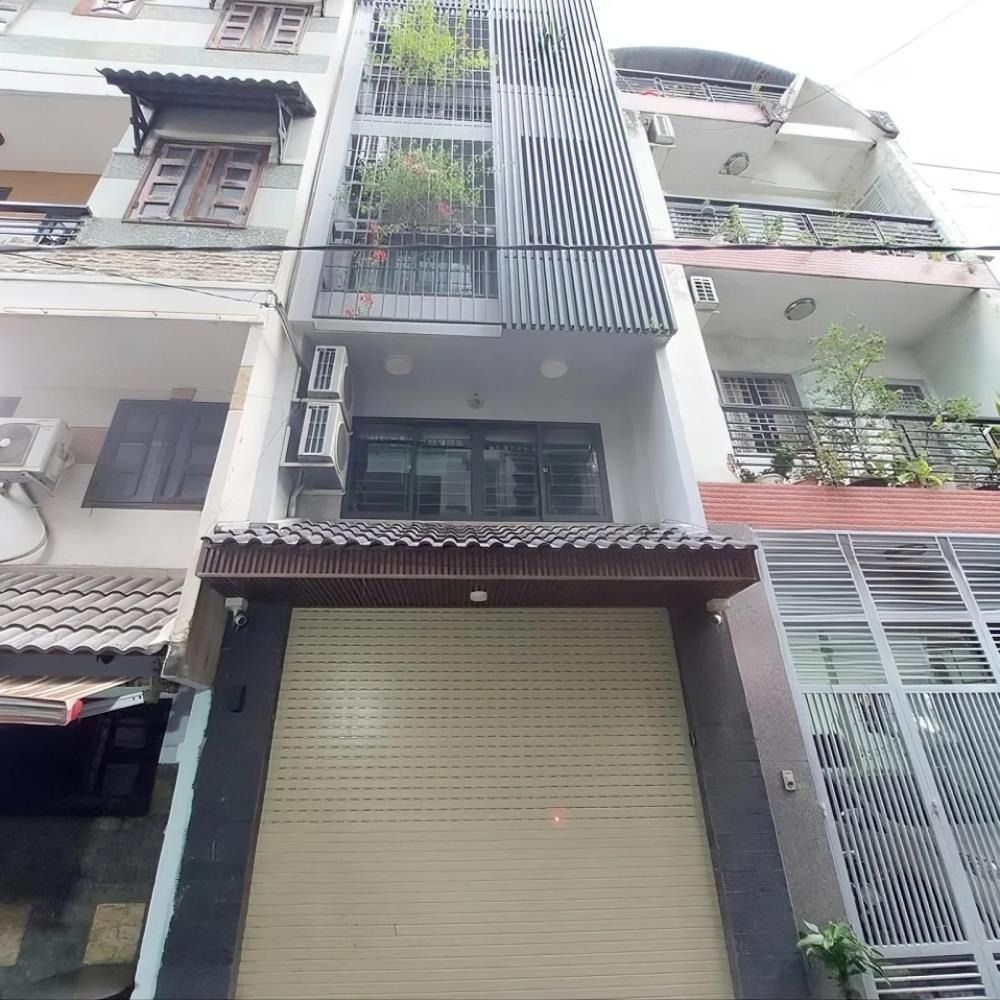 Bán nhà mới 5 tầng, Chợ Bàn Cờ - Xe Hơi Ngủ Trong Nhà, Giá 12.8 tỷ