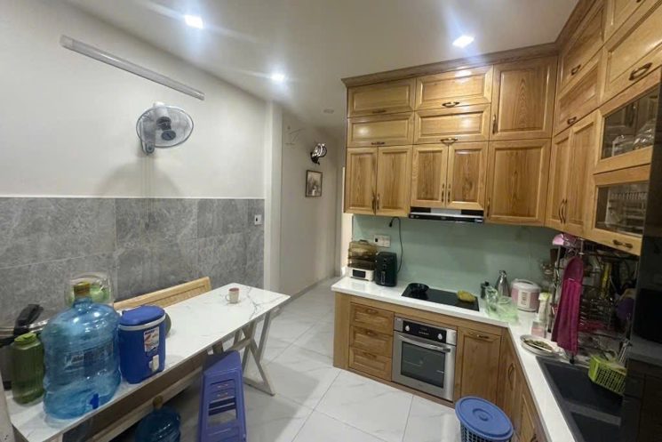 Vị Trí Vàng MTKD Dương Quảng Hàm Nhà Đẹp Sẵn Ở Kinh Doanh
