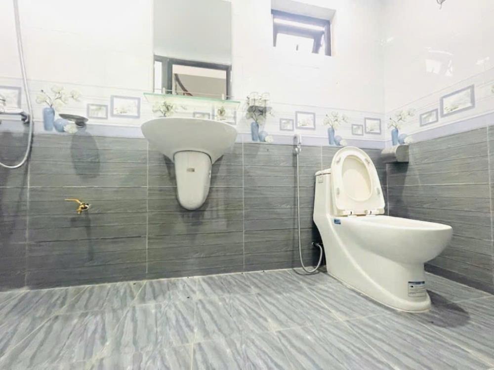 Bán nhà lô góc, nở hậu tại Trung tâm Cầu Giấy - Trần Thái Tông - 12.3 tỷ