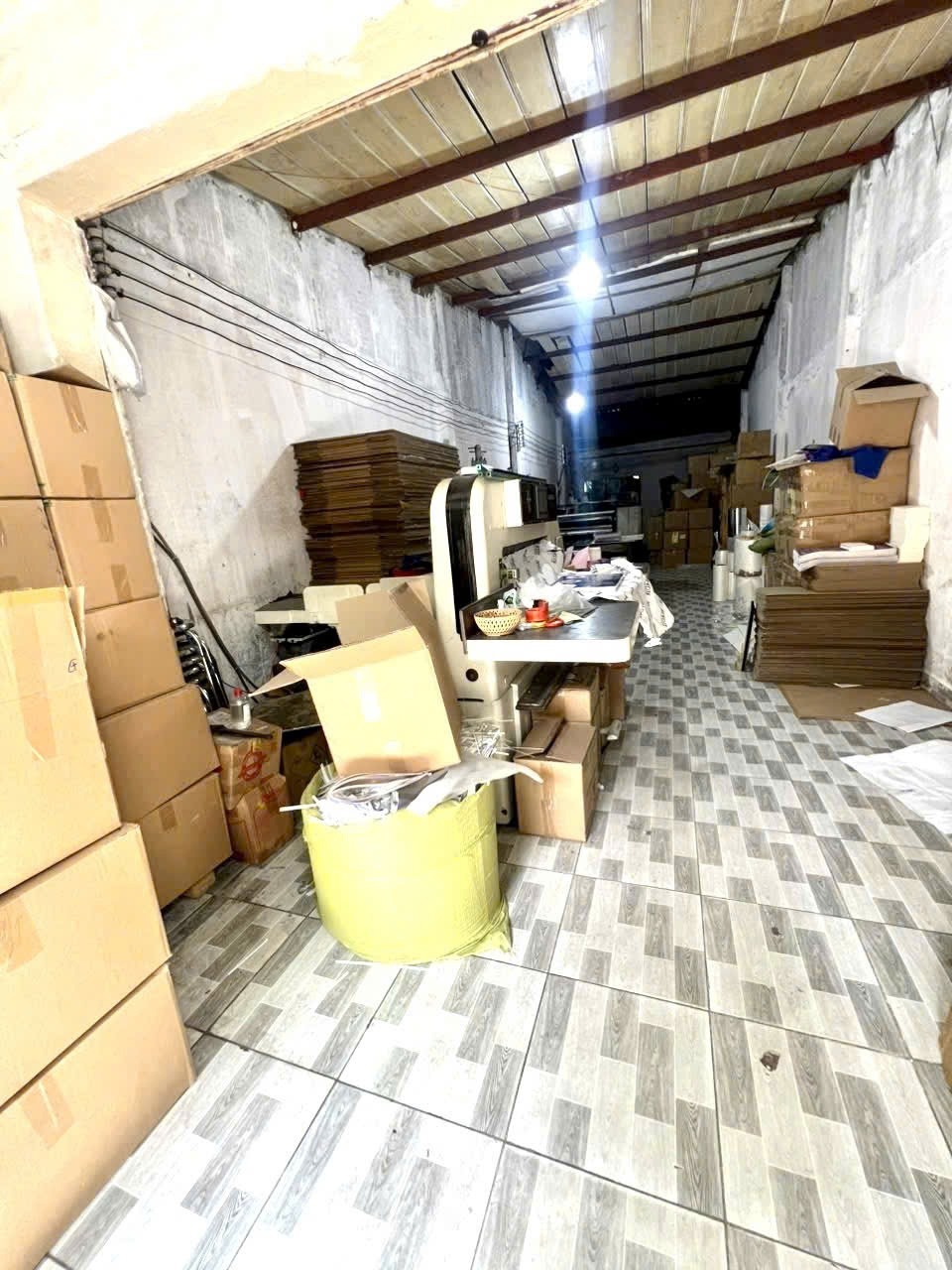 Nhà 2 Mặt Tiền Bình Tân - 68m² - Vị Trí Đẹp - Giá 4.x Tỷ