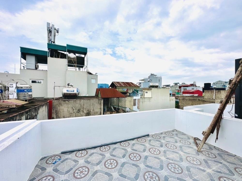 Nhà 6 Tầng, Thang Máy, Vị Trí Vàng Quận Đống Đa - Giá Tốt