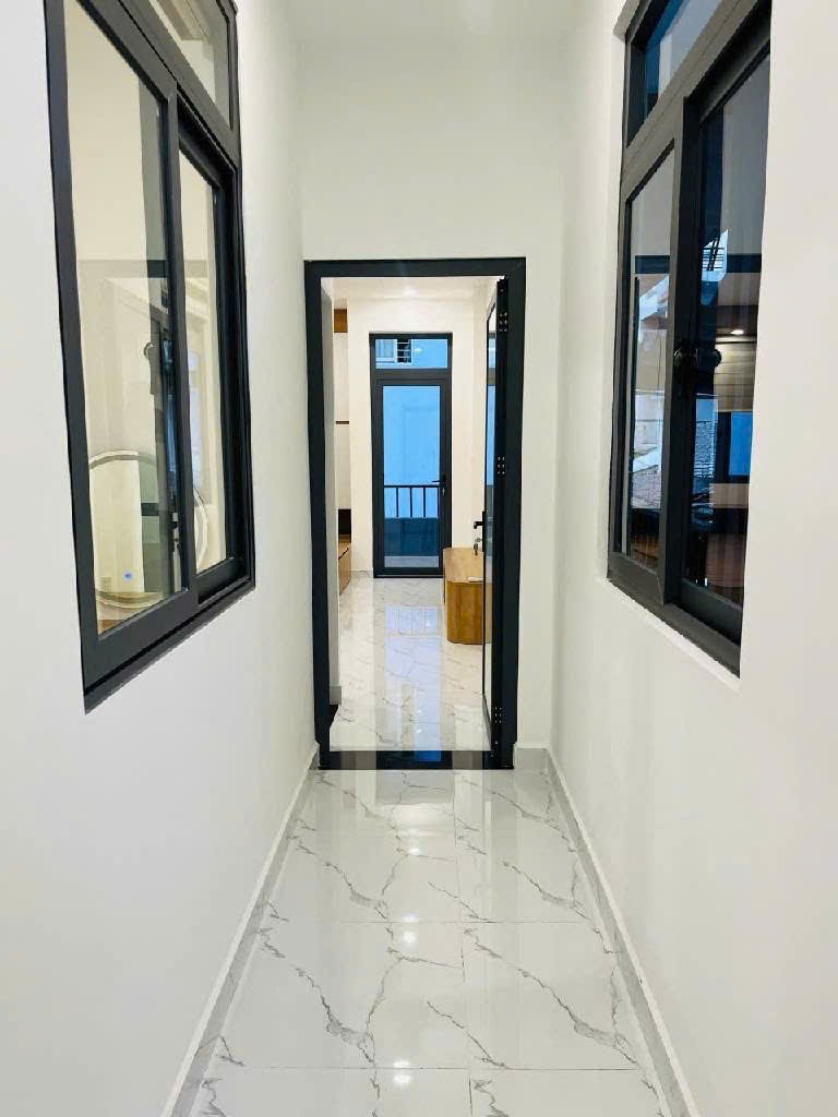 Bán nhà Quận 7 - 118.2m2 - Giá 12.3 tỷ - HXH Nguyễn Văn Quỳ