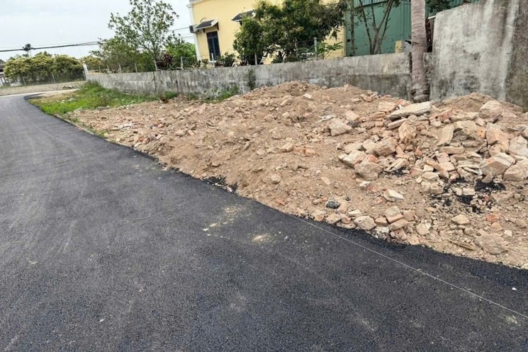 9xx tr 88.9m2 Kính Trực Tân Phong Zalo 0567222555