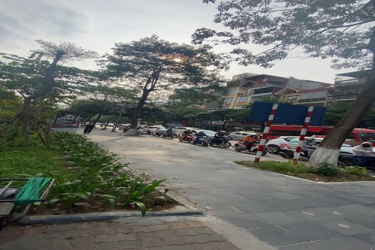 Duy nhất  mặt phố Thanh Nhàn, VH công viên, KD đỉnh cao, 126m2 MT khủng 9m 5 tầng 48 tỷ