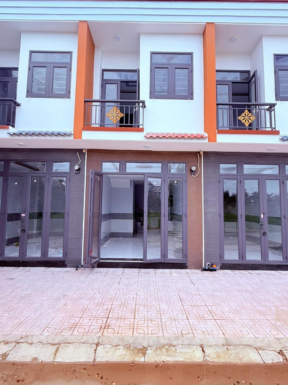 Bán Gấp Nhà 2 Tầng Hóc Môn Giá 549tr - Sổ Riêng, Vị Trí Đẹp