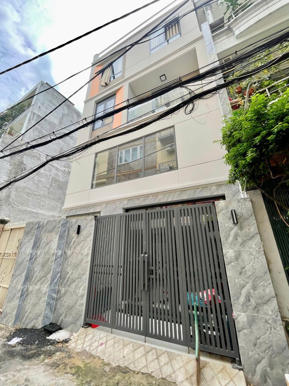 Nhà 4 Tầng Lê Đức Thọ, 75m² - Hẻm Xe Tải, Giá 7.9 Tỷ