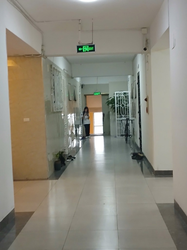 Chung Cư Nguyễn Chánh - Căn Góc 2 Phòng Ngủ - Sổ Đỏ Chính Chủ