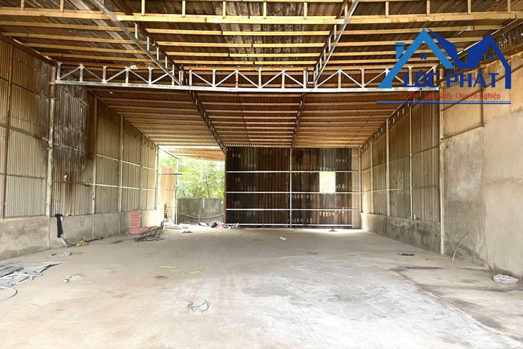Cho thuê xưởng 400m2 đường xe cont gần Võ Nguyên Giáp, Đồng Nai giá 15 tr