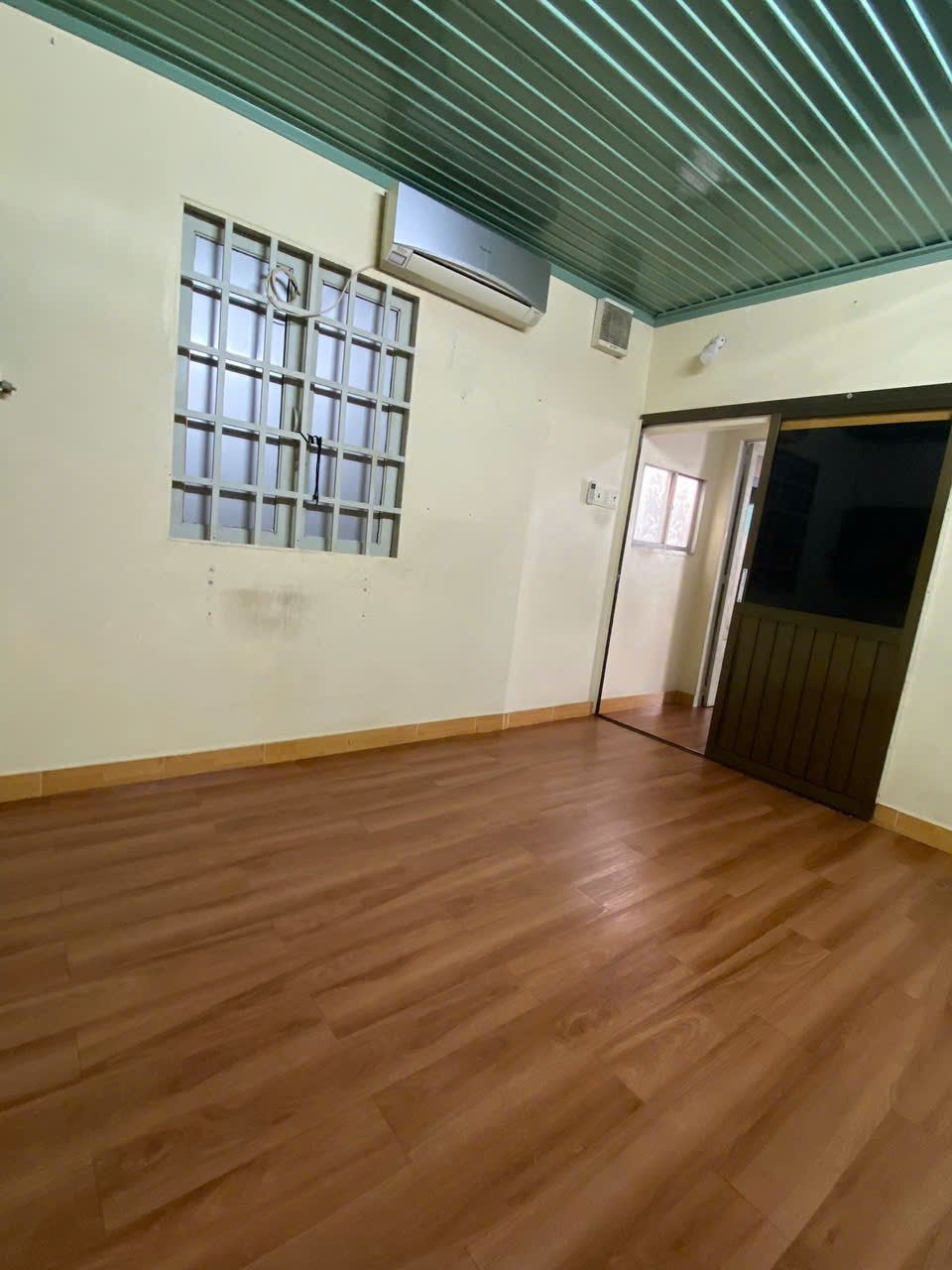 Bán nhà Quận 10, 2 tầng, Lê Hồng Phong - Giá 4 tỷ