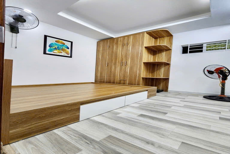 Hiếm Căn chung cư Xuân La 52m, tầng 1, 2 ngủ, thang máy, full nội thất!