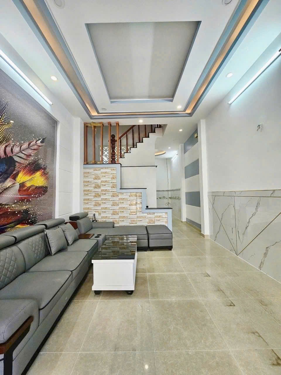 Bán nhà Quận 7 - 66m2, 4 Tầng, SHR - Giá 3.25 Tỷ (TL)