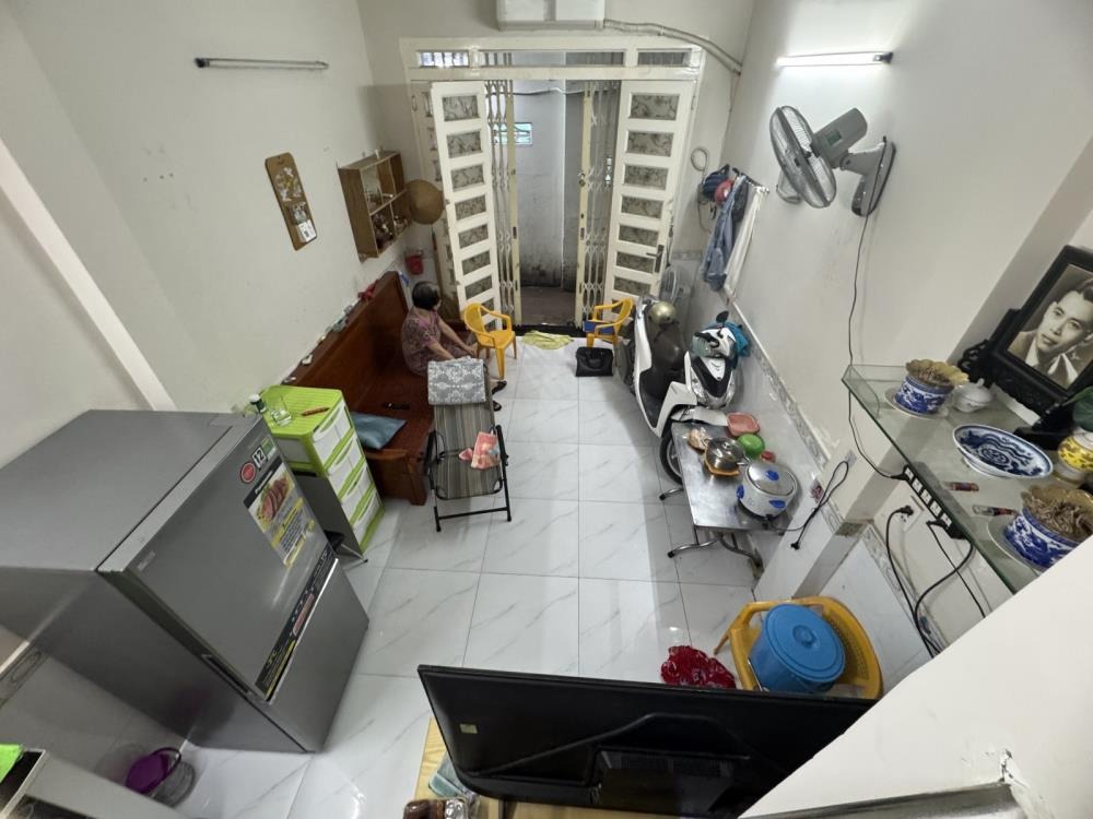Nhà 4 Tầng Lương Văn Can, Quận 8 - Giá 1.9 Tỷ | Vị Trí Đắc Địa