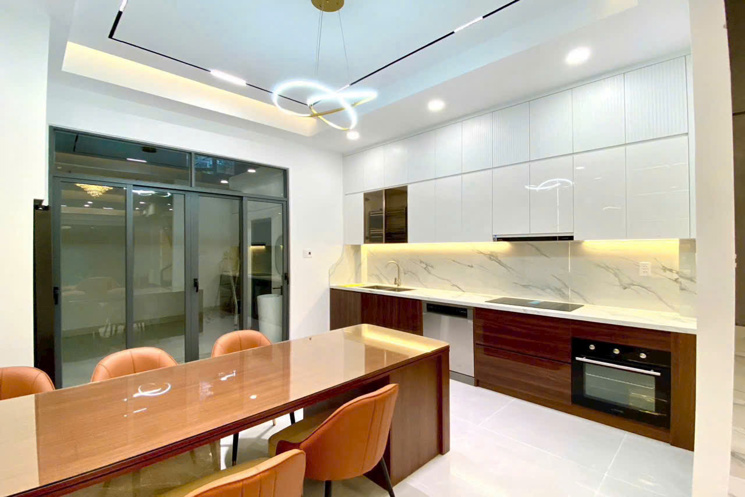 Bán nhà hẻm xe hơi 1 sẹc Huỳnh Tấn Phát Quận 7 – sát Phú Mỹ Hưng