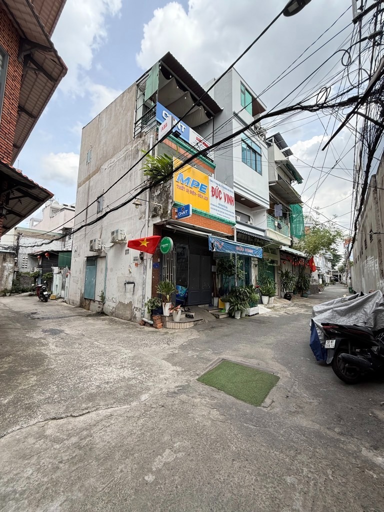 Bán Nhà Tân Phú, HXH Bờ Bao Tân Thắng - 70m2, Giá 6.2 Tỷ