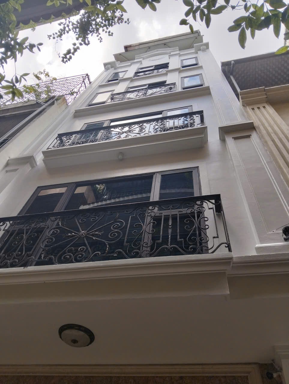 Bán nhà ngõ 163 Hoàng Ngân, Cầu Giấy: 106m2, 7 Tầng, Mặt Tiền 7.2m - 43 Tỷ