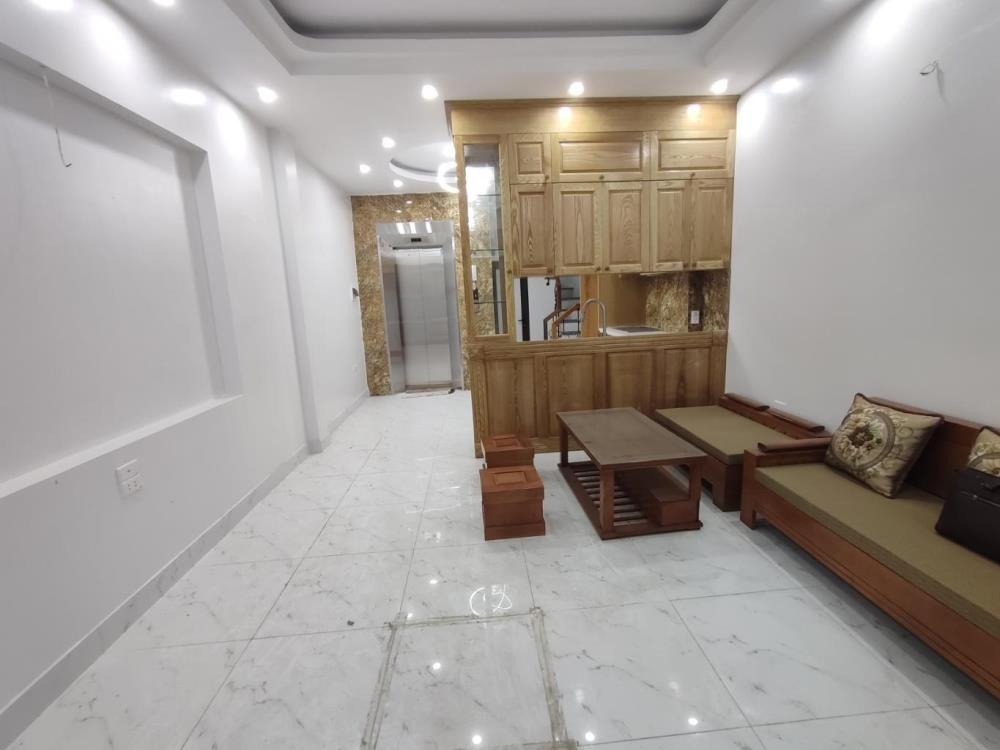Nhà Đẹp 6 Tầng, Thang Máy, Tôn Đức Thắng, Đống Đa - 9.3 Tỷ