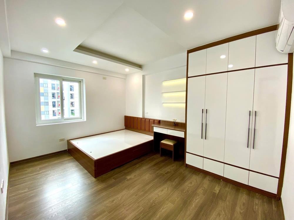Căn hộ 98m² Tây Nam Linh Đàm: 3PN Full Nội Thất - Giá 6.8 Tỷ