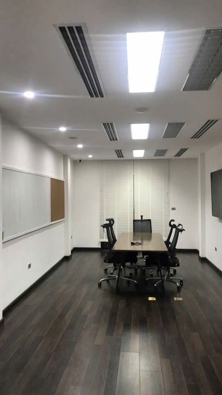 Bán nhà phố Đốc Ngữ, Ba Đình - Phân lô, Ô tô tránh, 2 mặt thoáng, Giá 15 tỷ