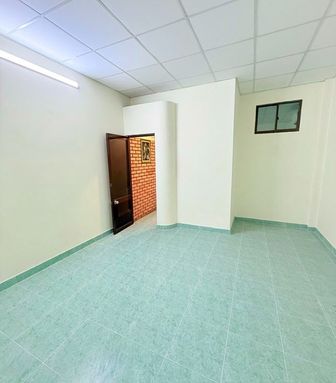 Nhà Hẻm Xe Hơi Trường Chinh, Tân Bình - 82m2, Giá Tốt