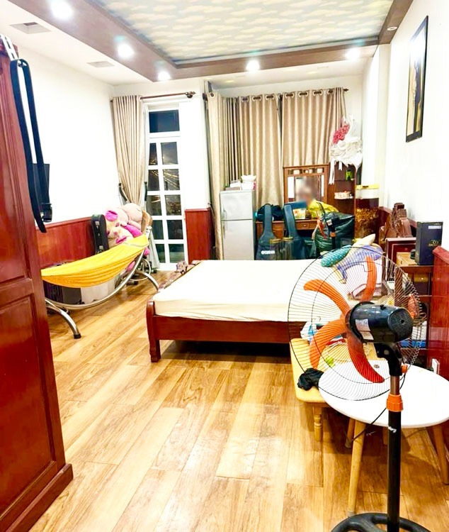 Nhà 4 Tầng, Hẻm Xe Hơi, Cách Mạng Tháng 8, Tân Bình - Giá Hơn 10 Tỷ