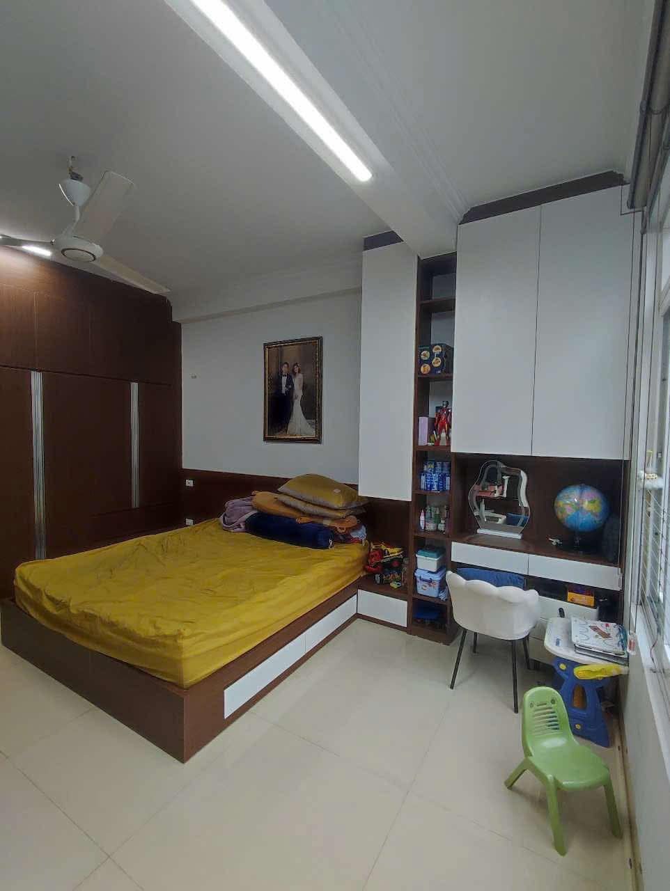 Bán nhà phân lô Chiến Thắng, 35m2, 6 tầng, MT 4.4m - Giá 12.1 tỷ