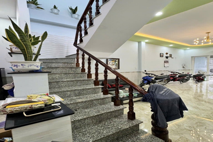 Nhà Vuông 2 tầng HXH tránh 59m2 – Nguyễn Tư Giản QV